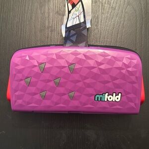 Mifold folding booster seat